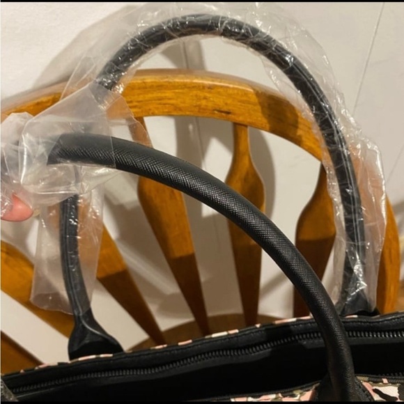 Trina Turk Floral Print Tote NWT - Picture 8 of 12